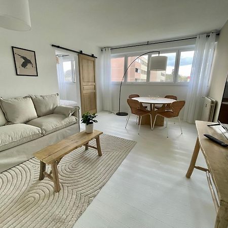 Au Coeur De La Ponetie Apartment Aurillac Bagian luar foto